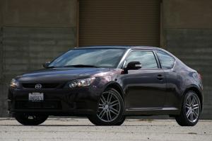 Scion tC 2011 года
